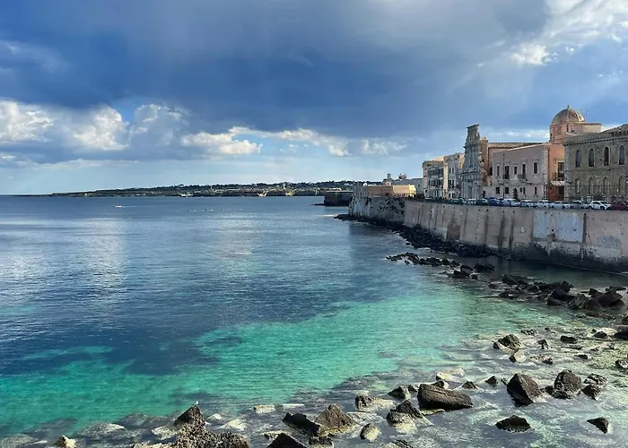 Sea La Vie Historic Charm By Greek Theatre